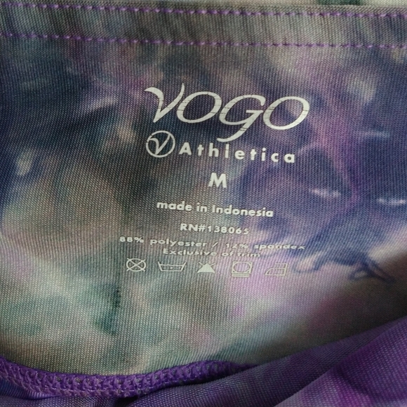 Pair of Vogo by Athletica Medium Workout Leggings - Picture 3 of 14